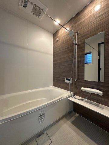 茅ヶ崎市浜須賀　新築戸建　全９棟の外観|7月22日撮影　建築中　現地外観