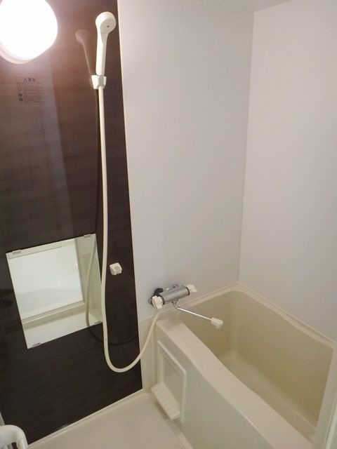 Style姪浜estの浴室