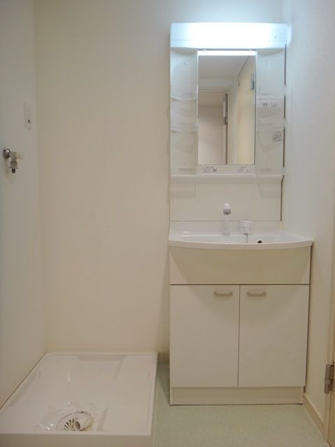 Style姪浜estの洗面所