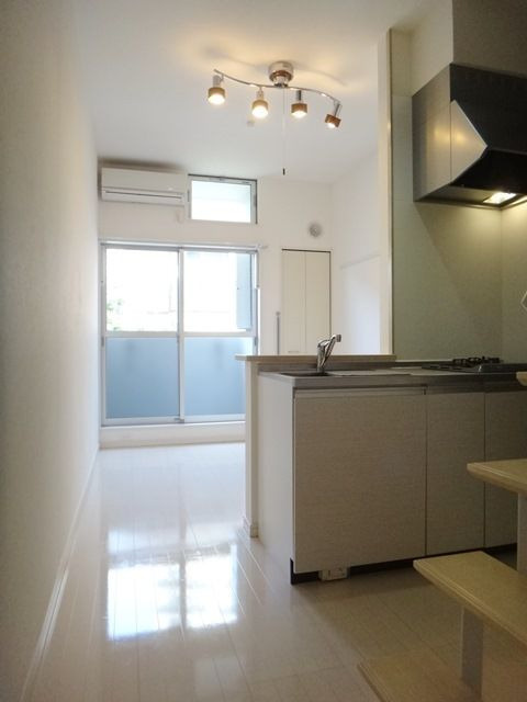 Style姪浜estの居間・リビング