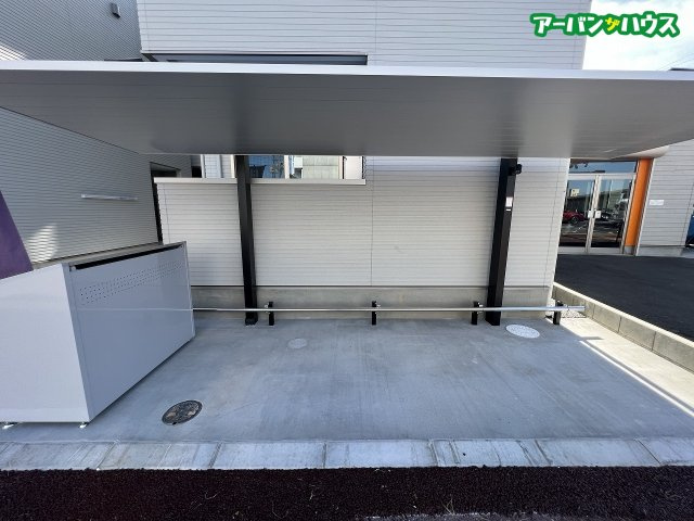 REGALEST 奥田中央Ⅰの駐車場