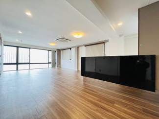 【内装】ハイウッド栄