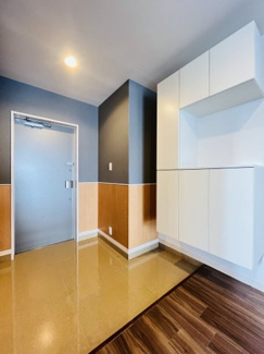 【玄関】ハイウッド栄