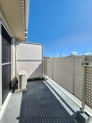 【バルコニー】 | テレコム港北ビル