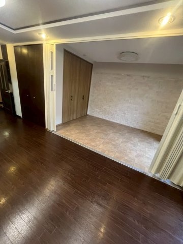 ライオンズマンション北梅田の居間・リビング