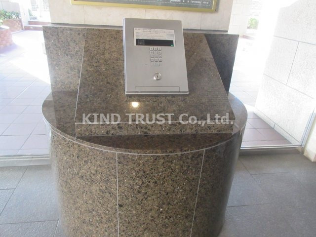 ライオンズマンション北梅田のセキュリティ|外観は落ち着いています