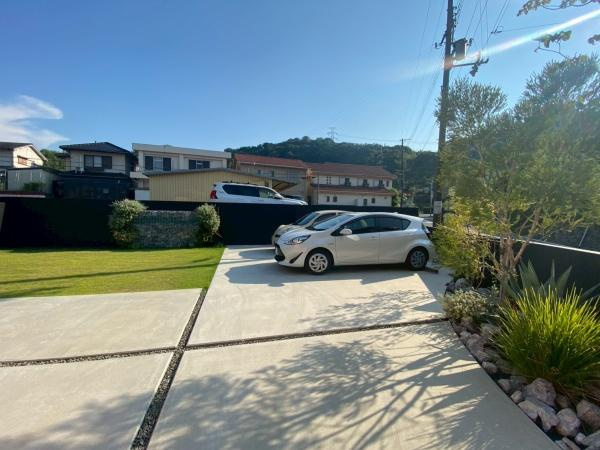 ユニテクノス黒江モデルハウスの駐車場|カーライフを満喫できる駐車スペース広々！来客時も便利です