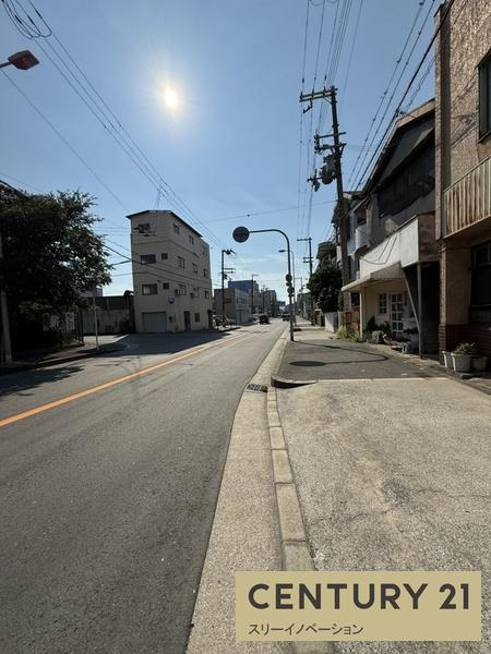 南恩加島3丁目土地の前面道路含む現地写真