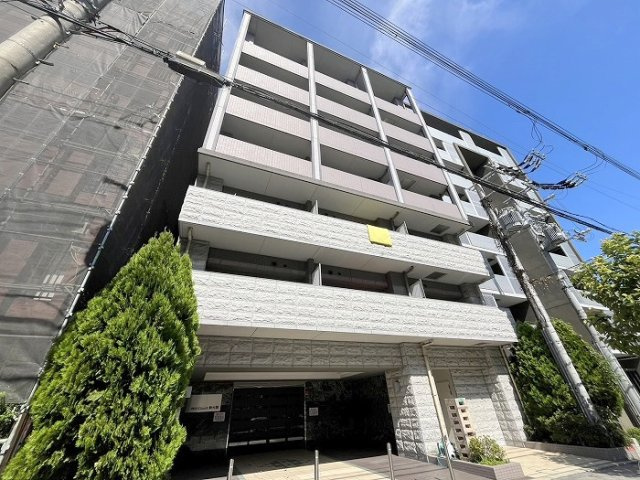 Mid　Court　新大阪の外観