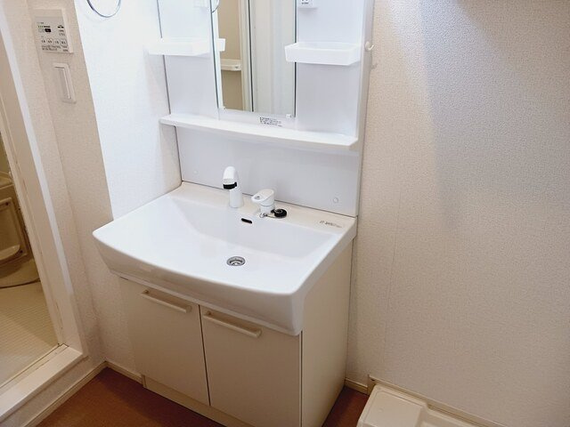 エストーレの洗面所|スペースが確保できる洗面所です