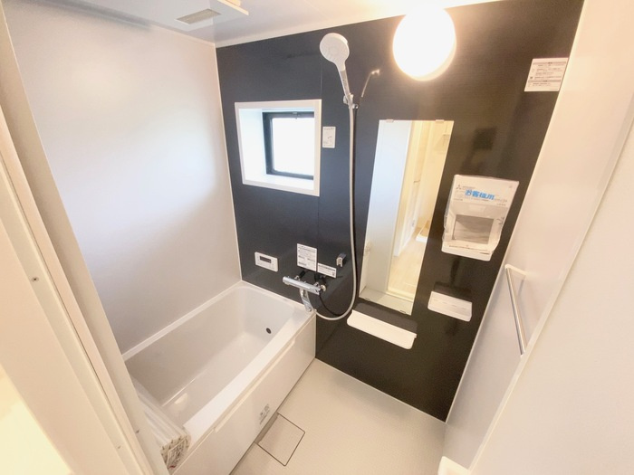 熊本市南区鳶町１丁目のアパートの浴室