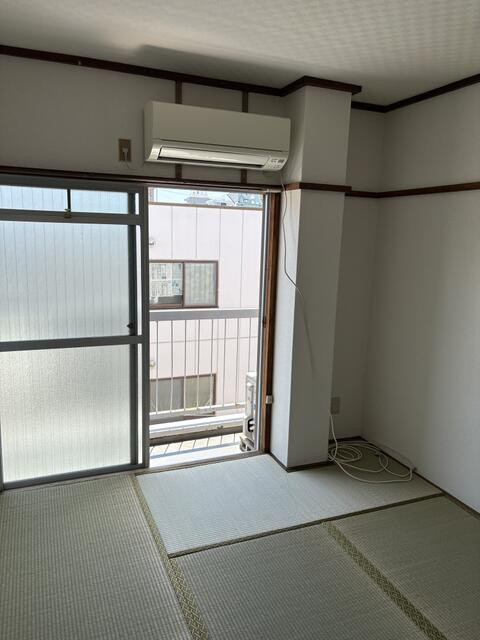 東洋ハイツの和室