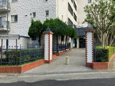 【エントランス】 | 秀和志村城山レジデンス