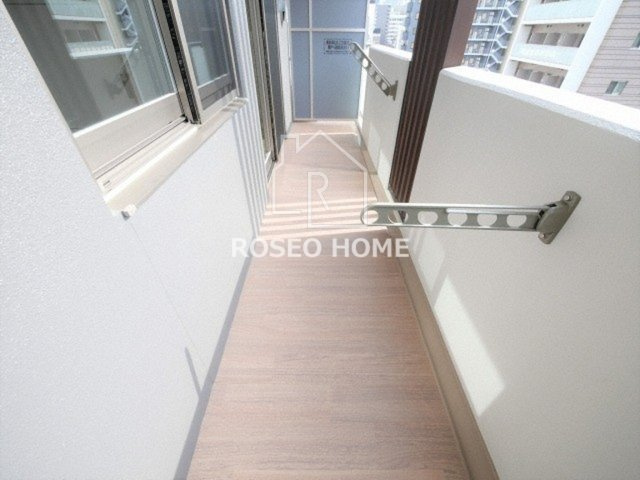 Arome梅田のバルコニー