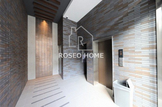 Arome梅田のロビー