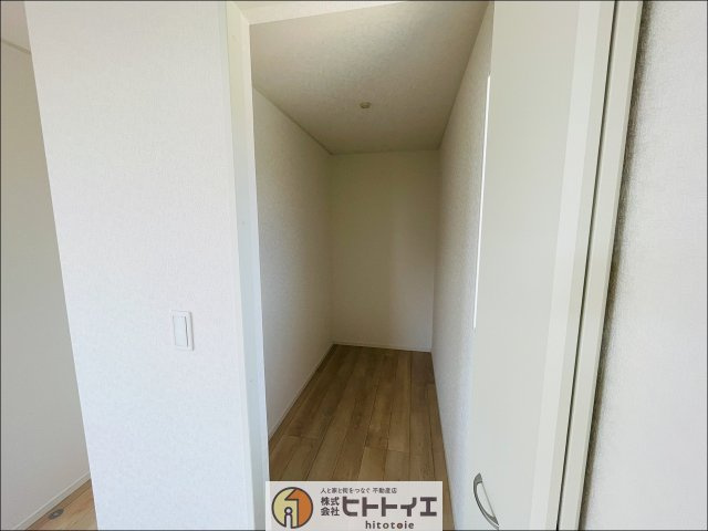 大川市津　新築建売の収納