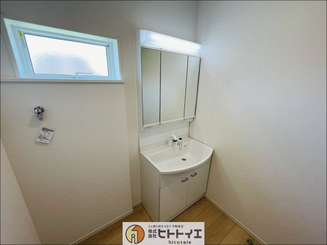 大川市津　新築建売の独立洗面台