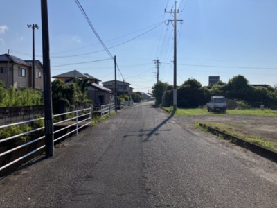 【前面道路含む現地写真】 | 指宿市十町字流尻 土地