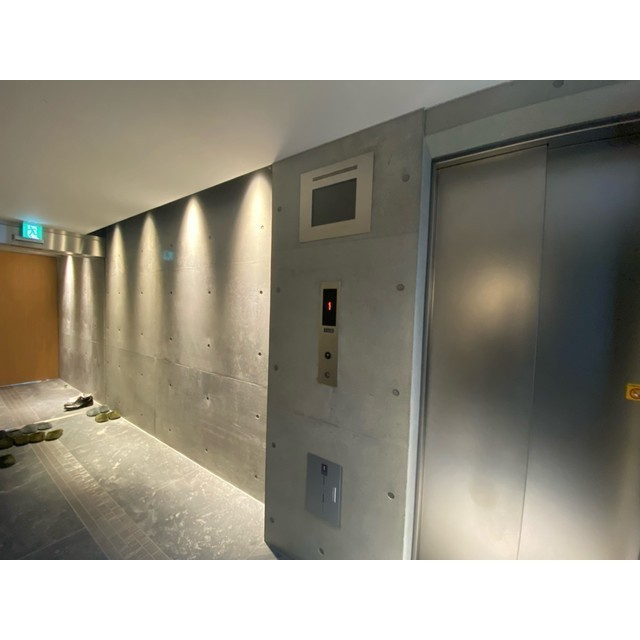 ウインズコート京都西陣の居間・リビング