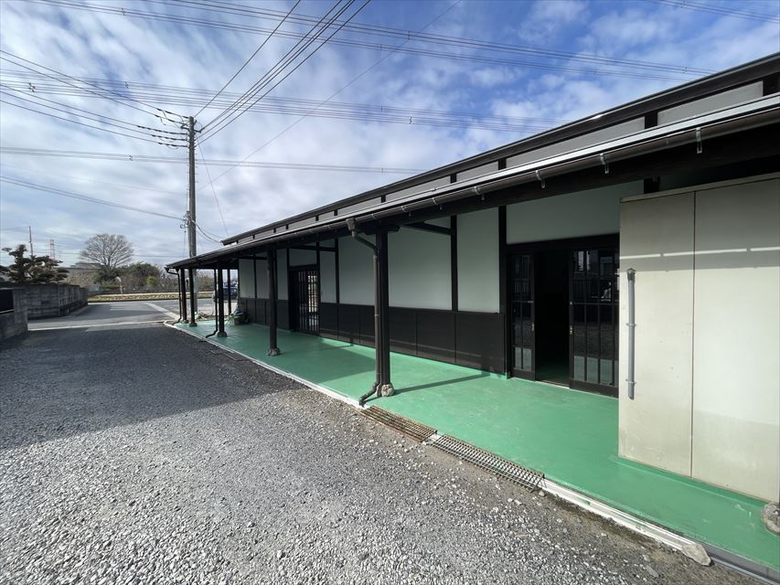 下野田貸店舗の外観