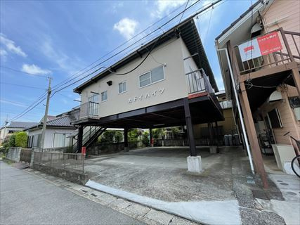 川端貸倉庫（カドイハイツ）の外観