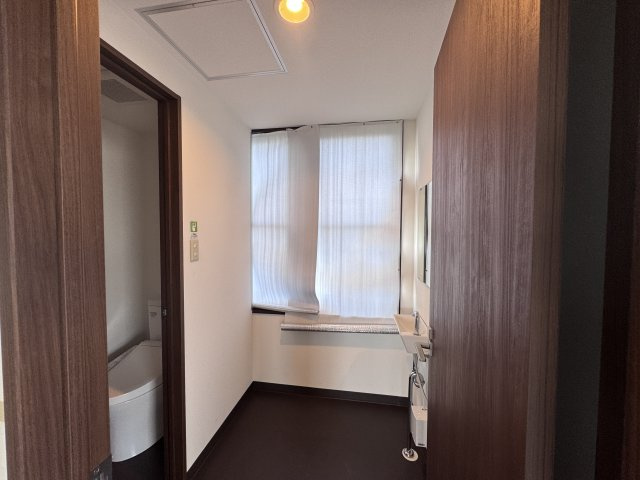 東大和鈴木ビルの洗面所