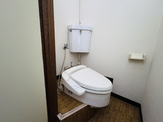 田中貸事務所のトイレ