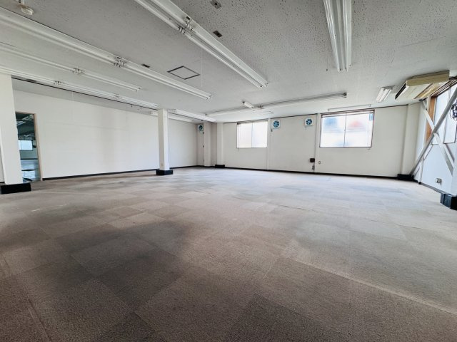 田中貸事務所の内装|事務所部分