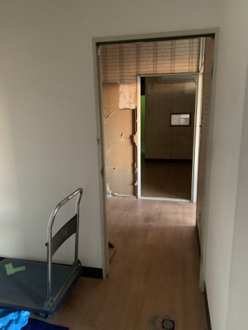 スプリング河辺の内装