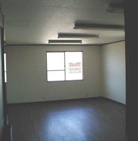 長尾店舗の内装