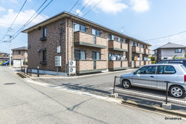 ラフィネス高田の外観