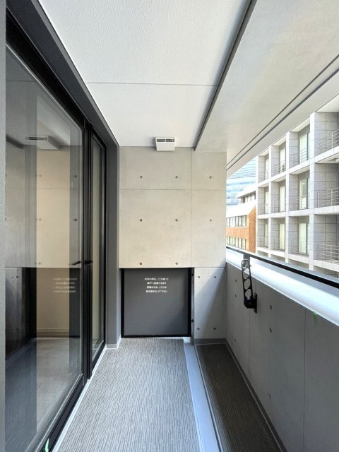 ピアース銀座レジデンスのバルコニー