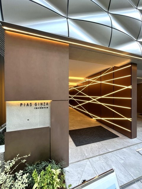 ピアース銀座レジデンスのエントランス