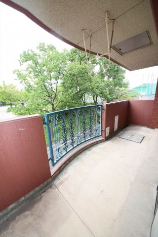 ビューテラス富貴のバルコニー