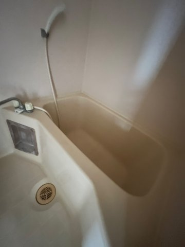 湘南NIビルの浴室