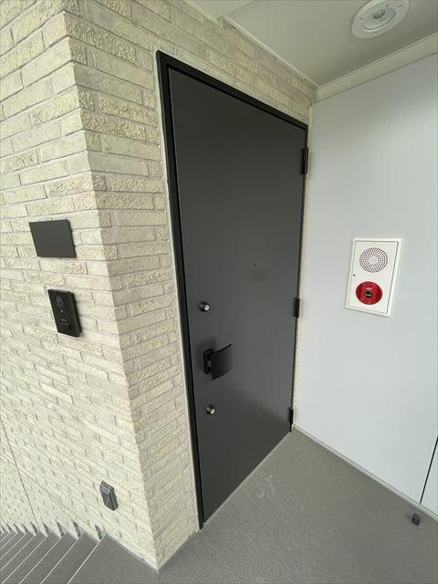 ＨＡＣＯ　Ｊｉｎｇｕｍａｅ（ＳＯＨＯ）のエントランス