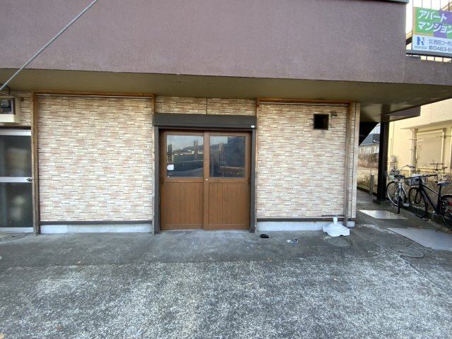 サンハイツ山岸の外観