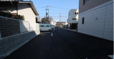 【駐車場】 | エル・グリシーヌ | 車をお持ちの方に嬉しい駐車場付きの物件です