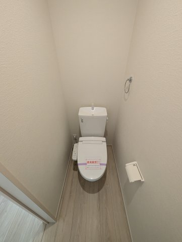 【トイレ】 | ズットプラス高崎市下小鳥町1期ー① | 2階のトイレ♪