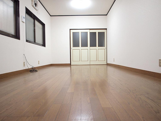 【居間・リビング】 | 桃谷戸建て