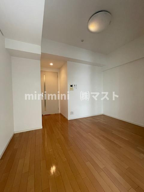 レジディア谷町の居間・リビング