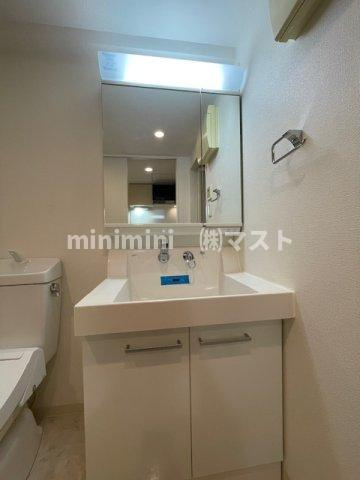 レジディア谷町の洗面所