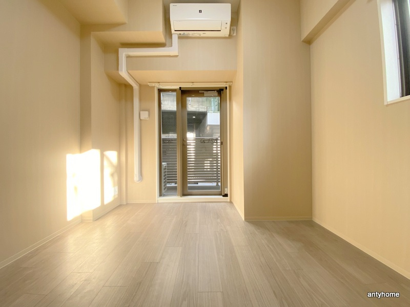 City Lux Namba South　仲介手数料無料の居間・リビング