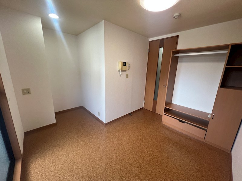 ヴィレッジヒル宮西の居間・リビング