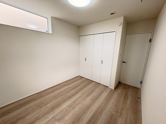 神戸市西区福吉台２丁目戸建３号地の洋室