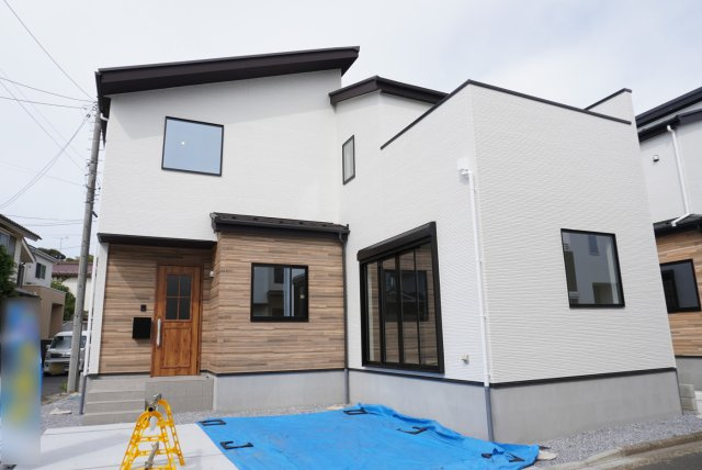 越谷市越ヶ谷 新築分譲住宅 全2棟 2号棟の外観