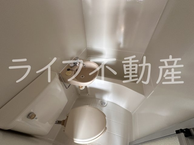 ロイヤルシード小阪の浴室