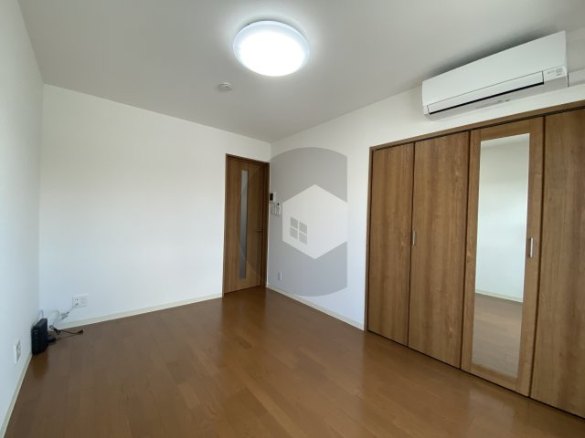 オーク永和の寝室