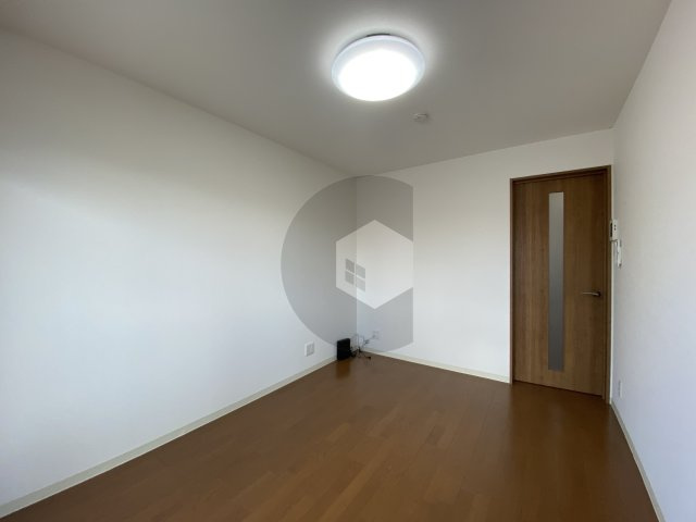 オーク永和の洋室