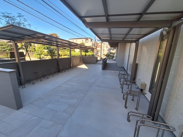 OwlGardenHills池袋の駐車場